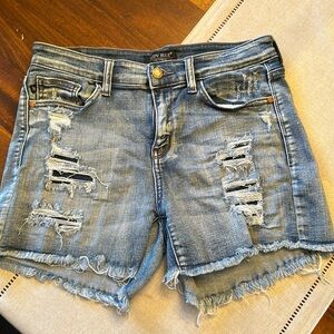 Judy Blue midi shorts. Stretchy!! Perfect condition.